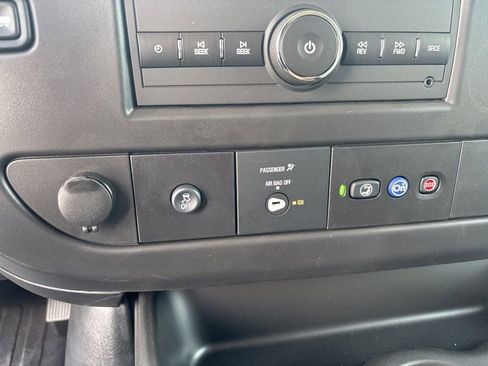 New 2025 Chevrolet Express 2500 w/ Driver Convenience Package image 28