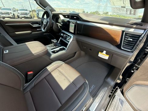 New 2026 GMC Sierra 1500 Denali image 25
