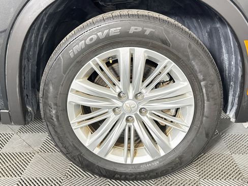 Used 2022 Mitsubishi Outlander ES FWD image 30