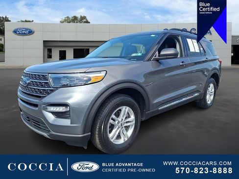 Certified 2023 Ford Explorer XLT w/ Equipment Group 202A AWD/4WD image 1