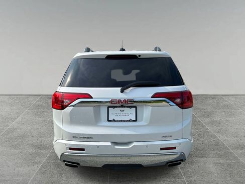 Used 2019 GMC Acadia Denali w/ Technology Package AWD/4WD image 4