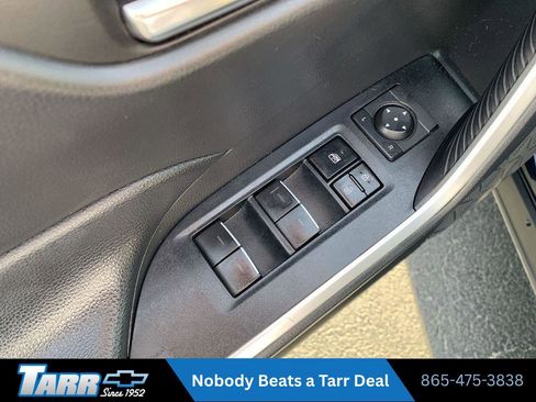 Used 2024 Toyota RAV4 XLE AWD/4WD image 15