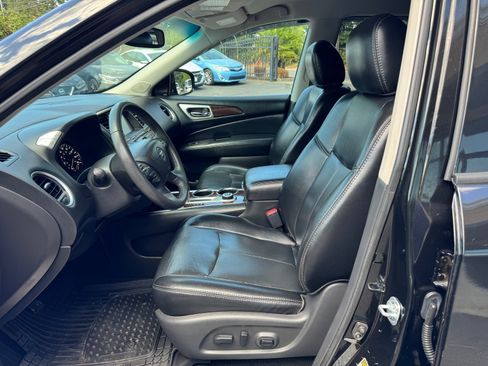 Used 2016 Nissan Pathfinder SL w/ SL Tech Package AWD/4WD image 9