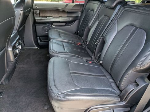 Used 2020 Ford Expedition Limited RWD image 30
