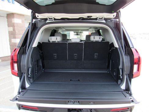 New 2026 Ford Expedition Active image 43