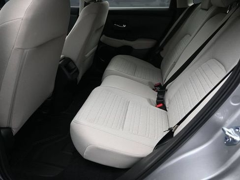 New 2026 Honda HR-V LX image 2