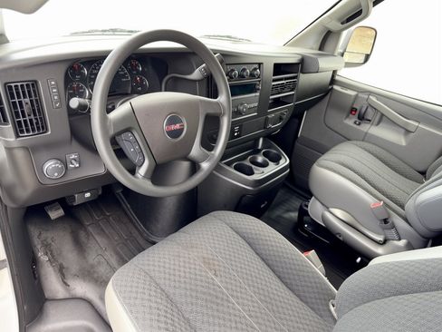 Certified 2025 GMC Savana 2500 w/ Driver Convenience Package RWD image 4