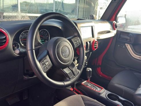 Used 2015 Jeep Wrangler Sahara w/ Dual Top Group image 9