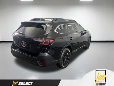 Used 2020 Subaru Outback Premium AWD/4WD image 5