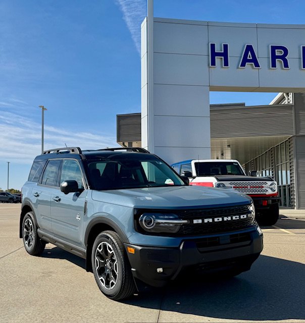 New 2025 Ford Bronco Sport Outer Banks w/ Outer Banks Tech Package+ AWD/4WD image 1