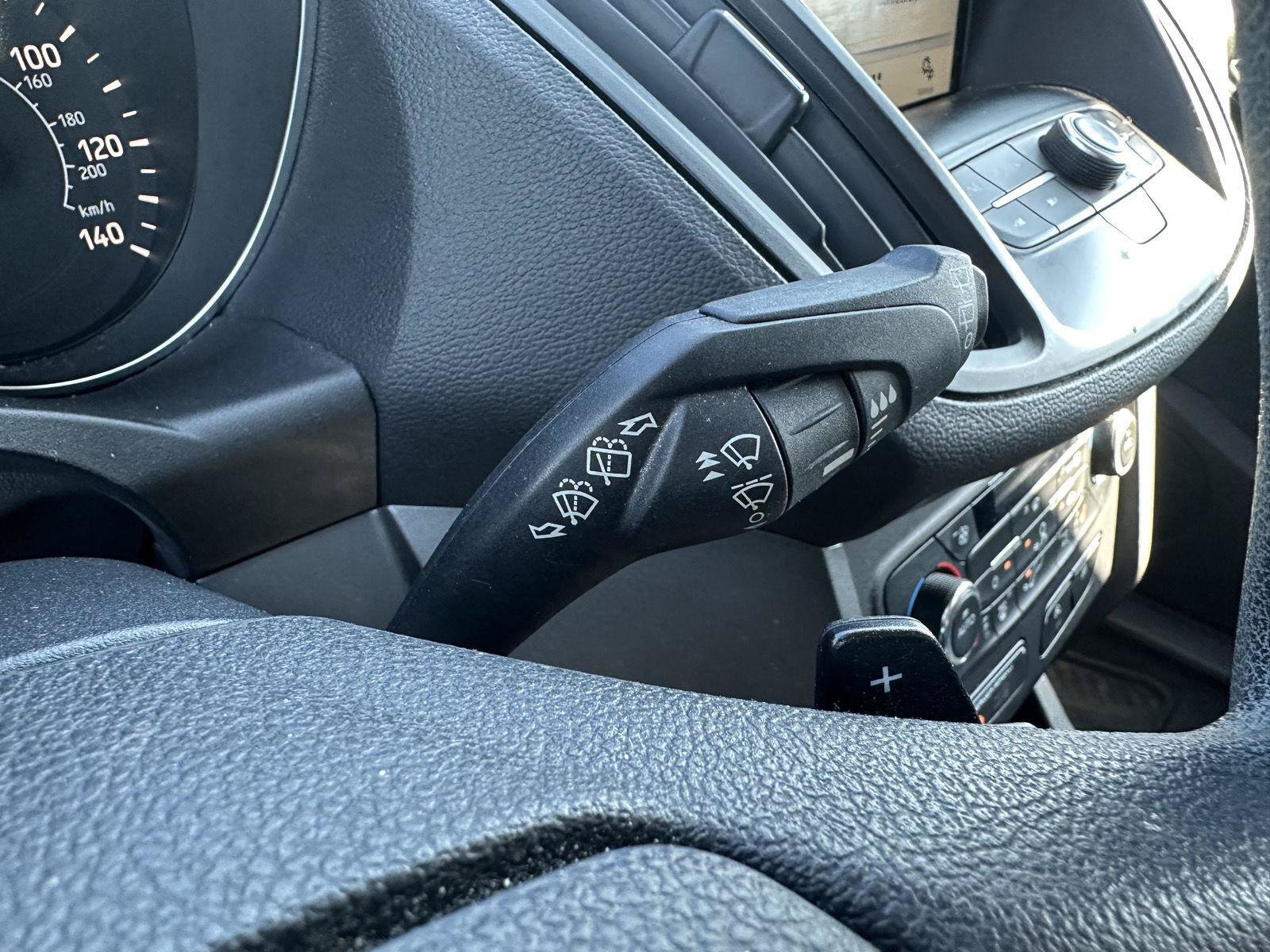 Used 2017 Ford Escape SE w/ Equipment Group 201A FWD image 29