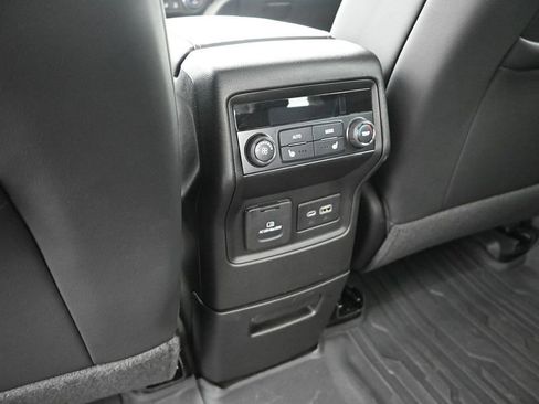 Used 2023 GMC Acadia AT4 w/ Preferred Package AWD/4WD image 18
