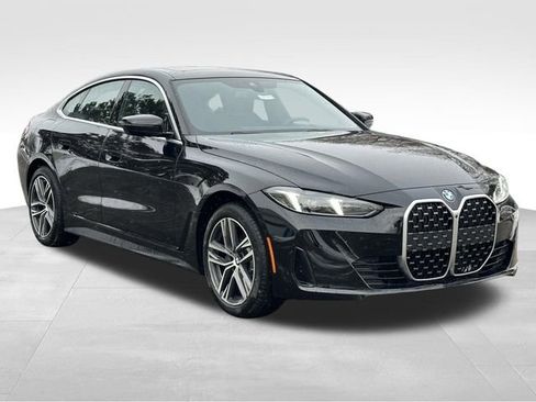 New 2026 BMW 430i xDrive w/ Premium Package AWD/4WD image 1