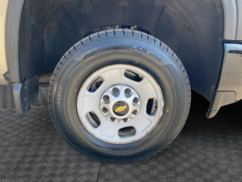 Used 2021 Chevrolet Silverado 2500 W/T image 33