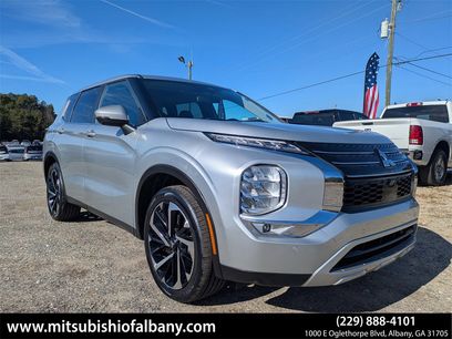 Used 2024 Mitsubishi Outlander SE