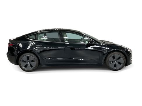 Certified 2023 Tesla Model 3 Long Range AWD/4WD image 7