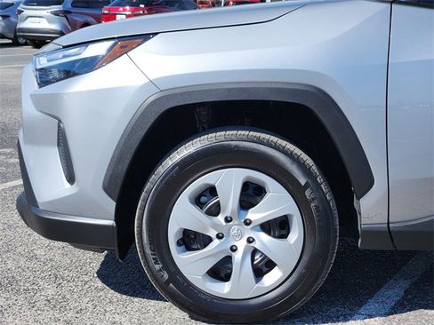 Certified 2025 Toyota RAV4 LE image 5