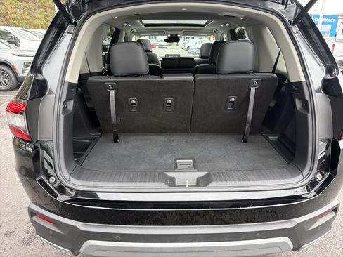 Used 2025 Honda Pilot Touring image 34