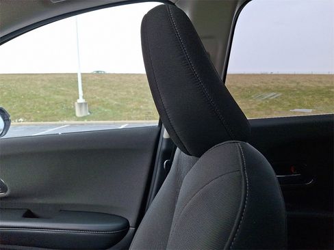 Used 2020 Honda HR-V EX image 17