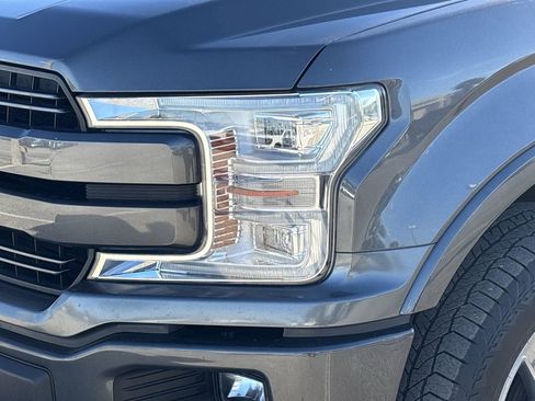Used 2019 Ford F150 Lariat w/ Equipment Group 502A Luxury image 6