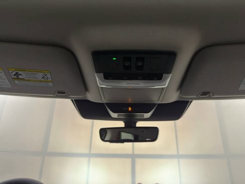 New 2026 Nissan Pathfinder Platinum image 21