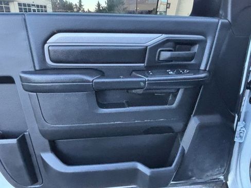 Used 2022 RAM 2500 Tradesman w/ Safety Group image 22