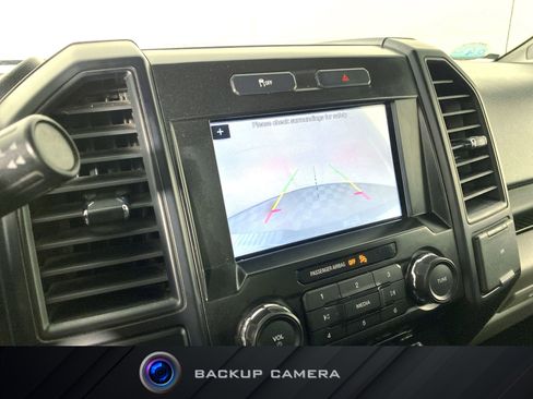 Used 2017 Ford F150 XL w/ Equipment Group 101A Mid image 3