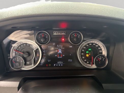 Used 2015 RAM 1500 Outdoorsman image 12