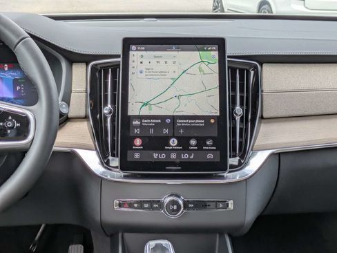 New 2026 Volvo XC90 T8 Core w/ Protection Package Premier AWD/4WD image 21
