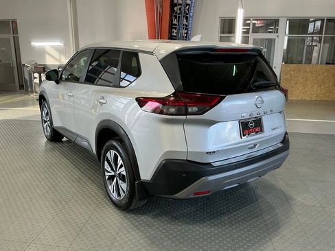 Used 2023 Nissan Rogue SV image 23