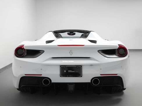 Certified 2018 Ferrari 488 Spider RWD image 35