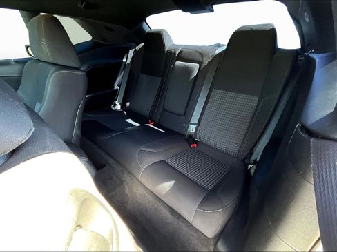 Used 2015 Dodge Challenger R/T w/ Quick Order Package 22B R/T image 24
