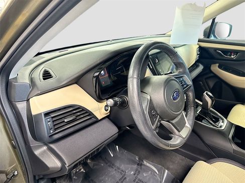Certified 2022 Subaru Outback Premium image 5