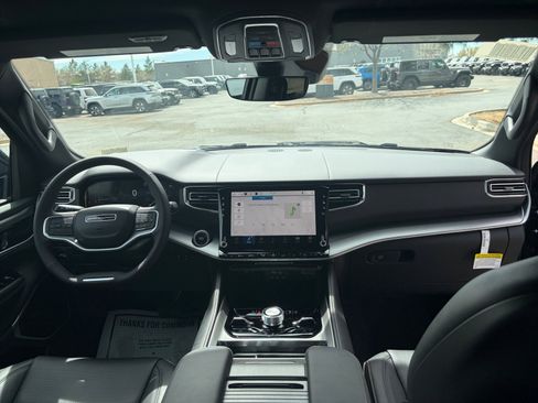 New 2026 Jeep Grand Wagoneer Limited AWD/4WD image 25