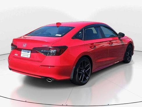 Used 2025 Honda Civic Sport image 3