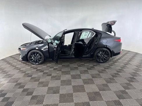 New 2026 MAZDA MAZDA3 2.5 Turbo Sedan w/Premium Plus AWD/4WD image 9