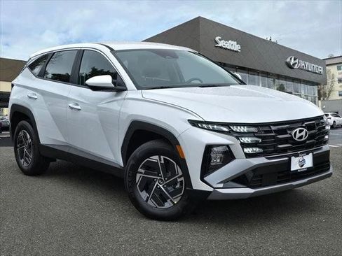 New 2026 Hyundai Tucson Blue SE AWD/4WD image 1