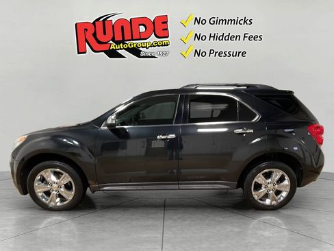 Used 2011 Chevrolet Equinox LTZ image 2