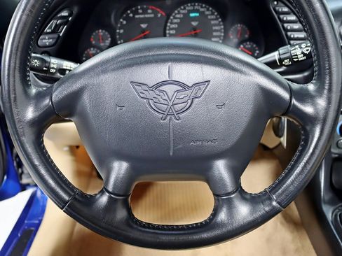 Used 2002 Chevrolet Corvette Convertible w/ Preferred Equipment Group2 image 16