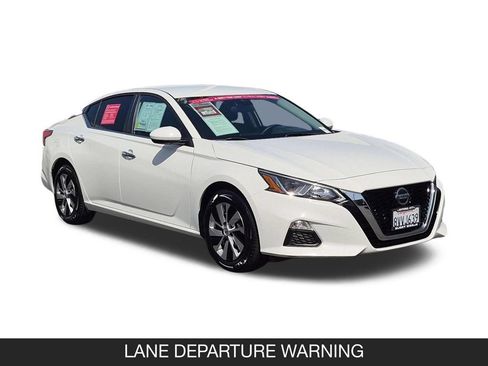 Used 2021 Nissan Altima 2.5 S FWD image 2