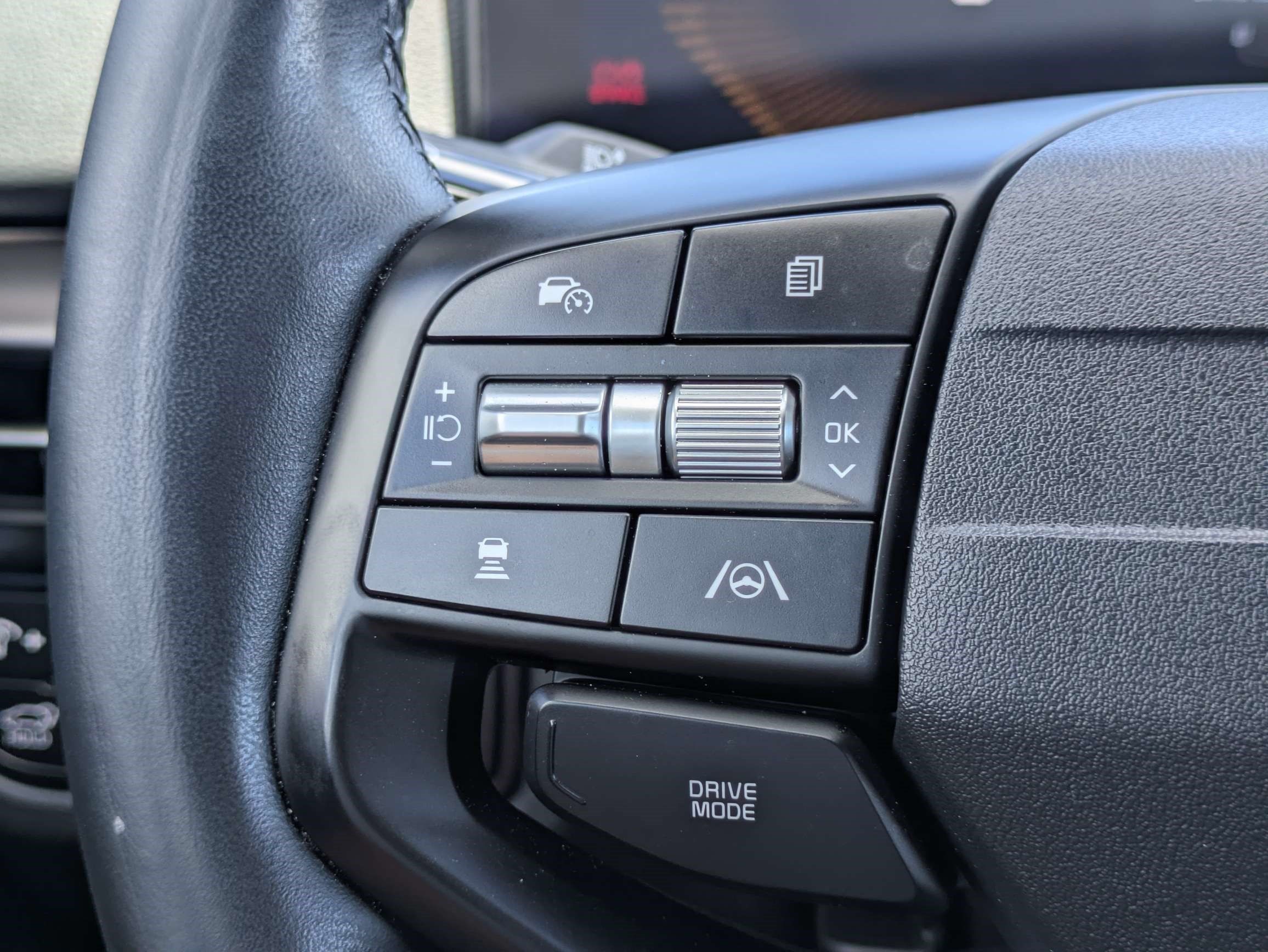 Used 2026 Kia Sportage EX FWD image 24