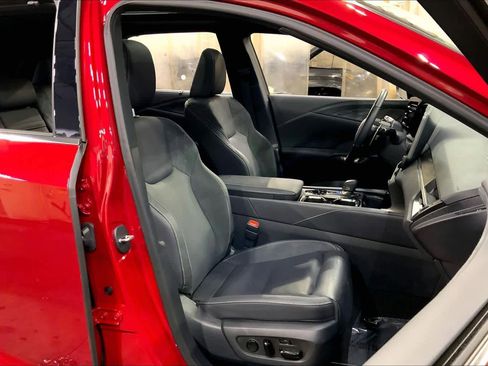 Certified 2025 Lexus RX 450h Luxury image 8