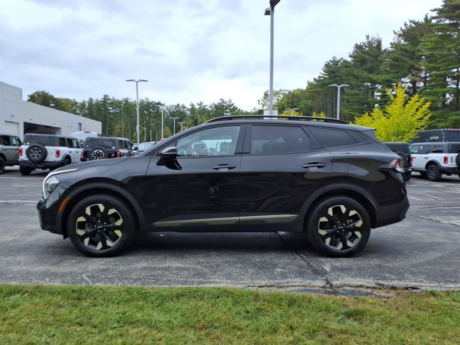 Used 2023 Kia Sportage X-Line w/ X-Line Premium Package AWD/4WD image 6