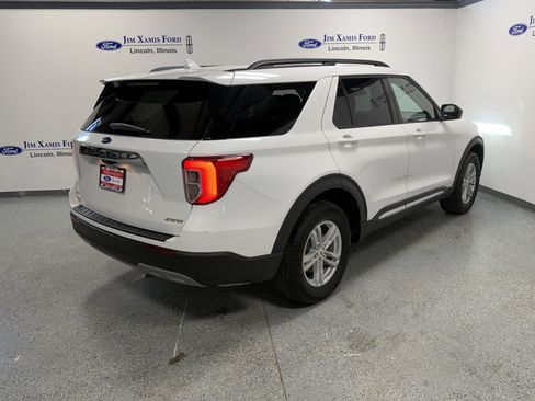 Used 2023 Ford Explorer XLT w/ Equipment Group 202A image 6