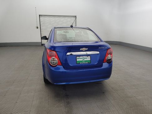 Used 2016 Chevrolet Sonic LT image 6