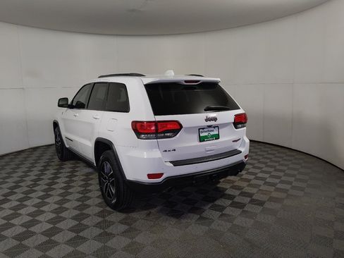 Used 2021 Jeep Grand Cherokee Trailhawk AWD/4WD image 6