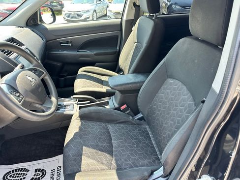 Used 2022 Mitsubishi Outlander Sport SE AWD/4WD image 4
