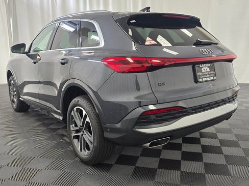 New 2025 Audi Q5 Premium image 4