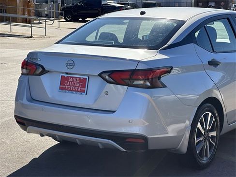 Used 2024 Nissan Versa S w/ S Plus Package image 7