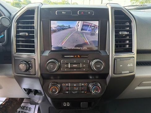 Used 2020 Ford F150 XLT w/ Equipment Group 302A Luxury AWD/4WD image 21